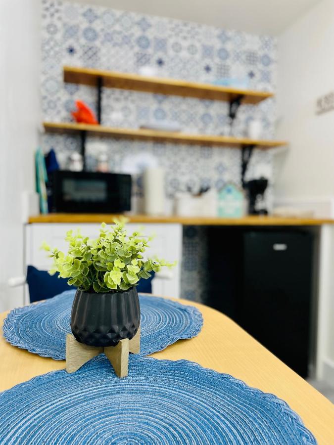Our Lovely Nest, Free Parking & Wi-Fi Маями Екстериор снимка